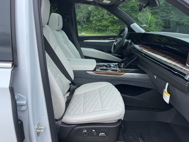 2026 Cadillac Escalade Platinum Luxury