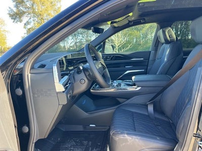 2026 Cadillac ESCALADE IQ Sport