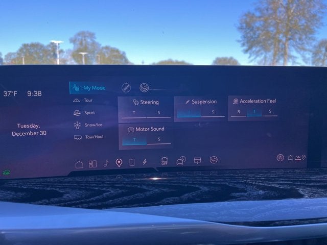 2026 Cadillac ESCALADE IQ Sport