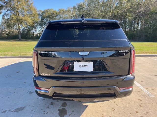 2026 Cadillac ESCALADE IQ Sport