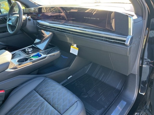 2026 Cadillac ESCALADE IQ Sport