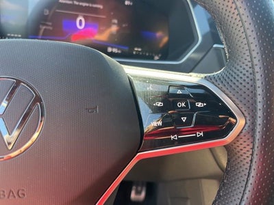 2023 Volkswagen Tiguan SE R-Line Black