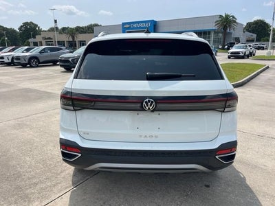 2025 Volkswagen Taos SE