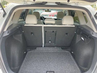 2025 Volkswagen Taos SE
