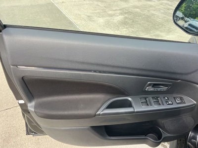 2025 Mitsubishi Outlander Sport S