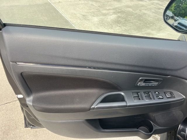 2025 Mitsubishi Outlander Sport S