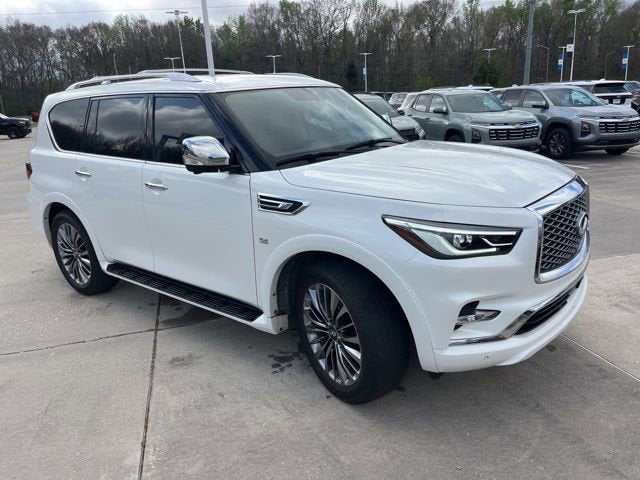 2019 INFINITI QX80 LUXE