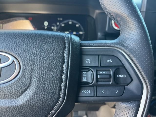 2025 Toyota 4Runner Hybrid TRD Off Road