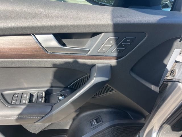 2022 Audi Q5 Premium Plus