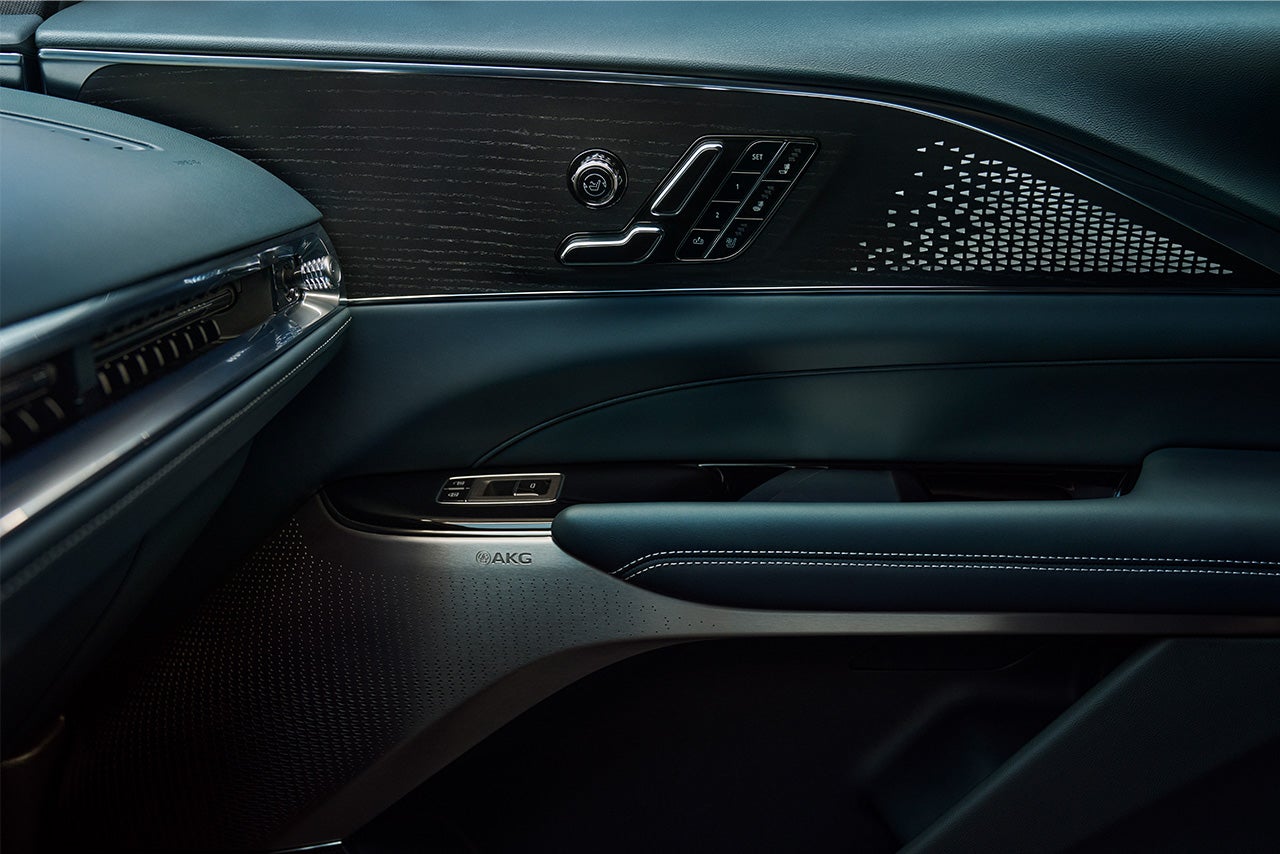 Service Cadillac in Lafayette LA